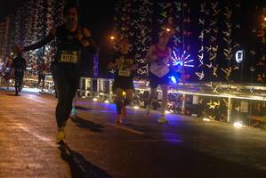 BIB: 41721, 10533
                            <button type="button" onclick="openModal(18277501)" class="btn btn-primary btn-sm float-right btn-popup" data-toggle="modal" data-target=".modal-high-quality">
                        <i class="fas fa-shopping-cart"></i> Add to Cart
                    </button>
                                            <button type="button" onclick="isThisMe(18277501, true)" class="btn btn-success btn-sm float-right btn-popup btn-isme hidden" data-toggle="tooltip" data-placement="bottom" title="นี่คือรูปของคุณใช่ไหม คลิกที่นี่เพื่อเอาเข้าอัลบั้ม">
                        <i class="fas fa-plus"></i> Add to album
                    </button>
                    <button type="button" onclick="isThisMe(18277501, false)" class="btn btn-warning btn-sm float-right btn-popup btn-isnotme hidden">
                        <i class="fas fa-ban"></i> Remove from album
                    </button>